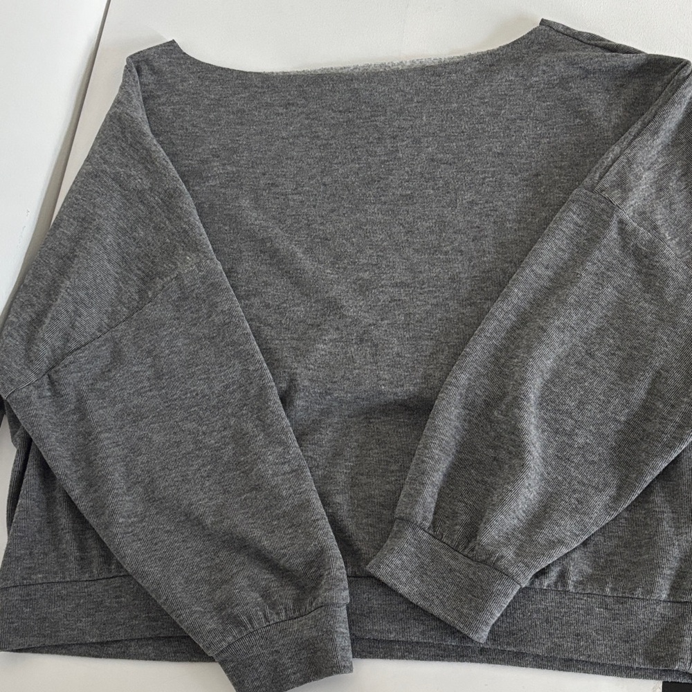 Oversized Gray Sweatshirt M Off Shoulder Raw Neckline Cozy Casual Retro Inspired - Picture 3 of 13